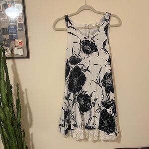 Entro Navy and White Floral Dress